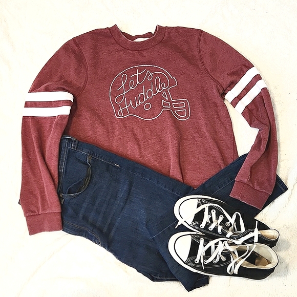 Altar'd State Tops - Altered State | Let's Huddle Embroidered Cropped Sweatshirt Size M